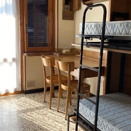Lina Apartman *