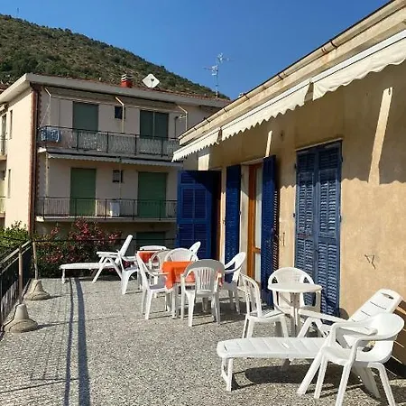 Lina Pietra Ligure